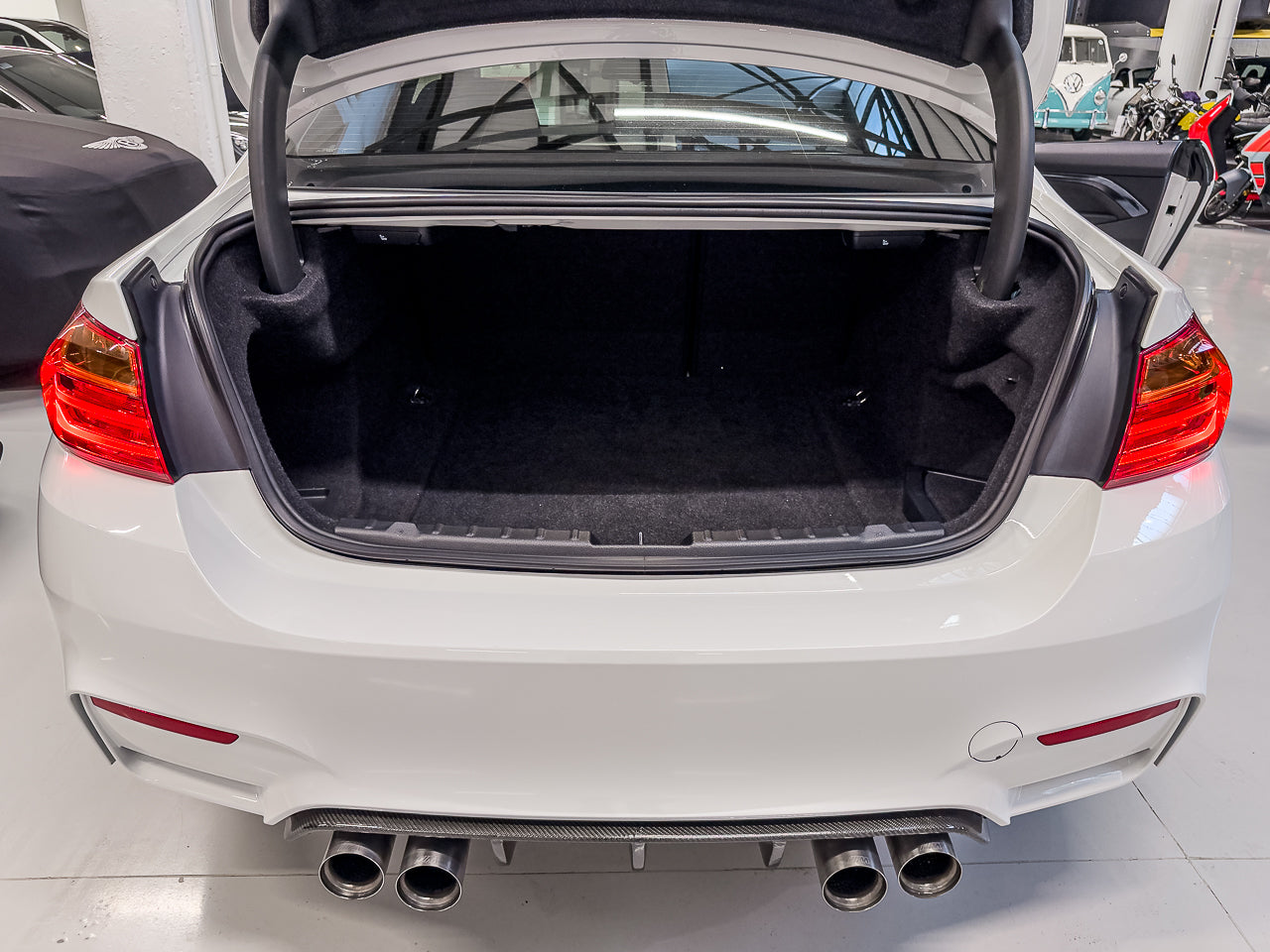 2017 BMW M4 Pure Edition