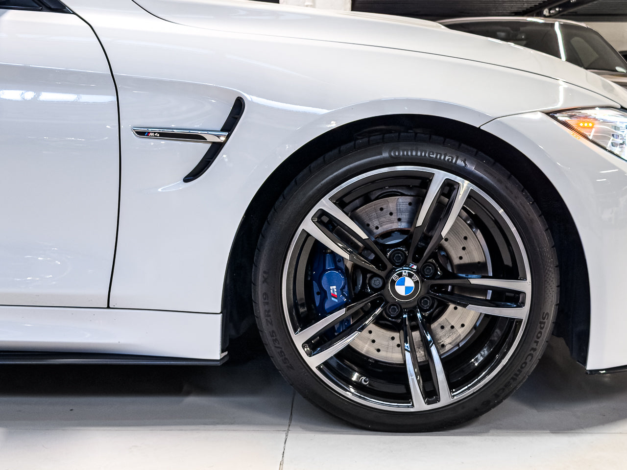 2017 BMW M4 Pure Edition