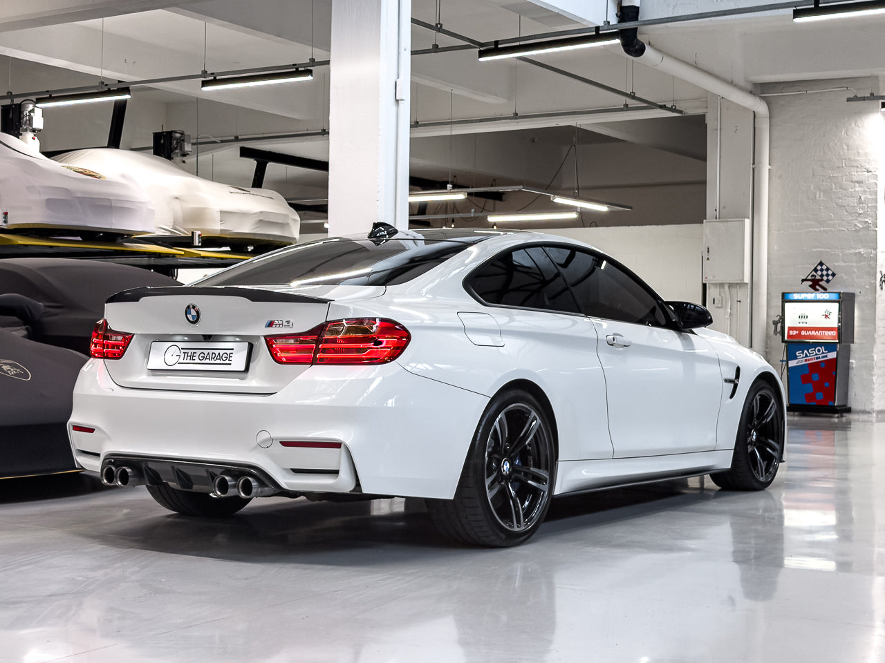 2017 BMW M4 Pure Edition