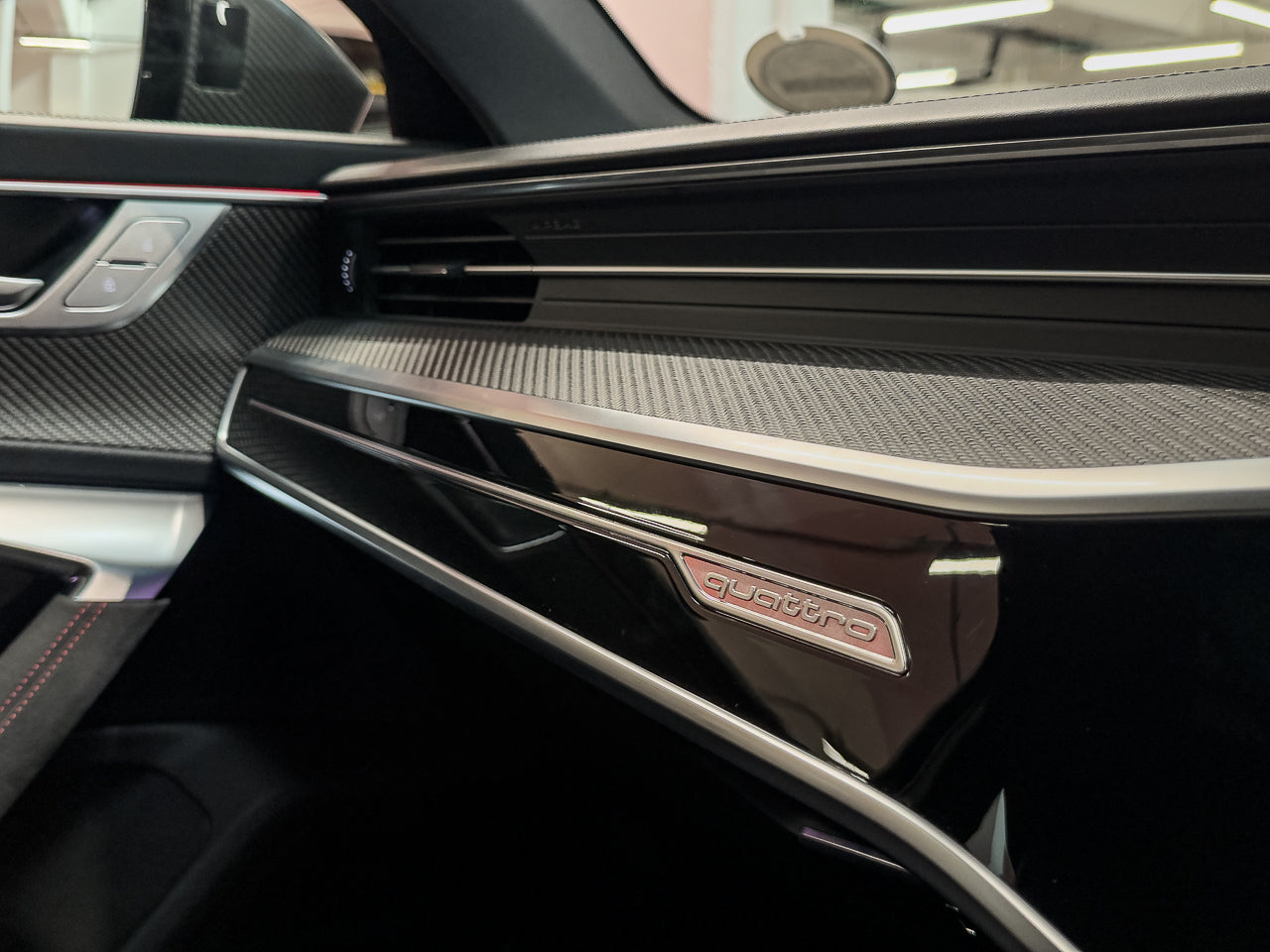 2023 Audi RS6 Quattro Performance