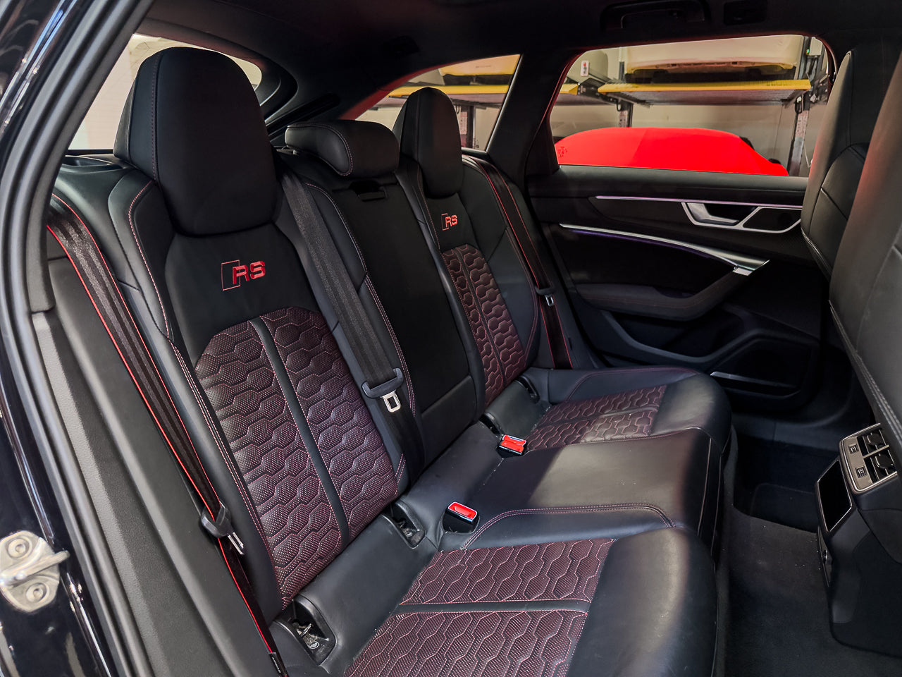 2023 Audi RS6 Quattro Performance