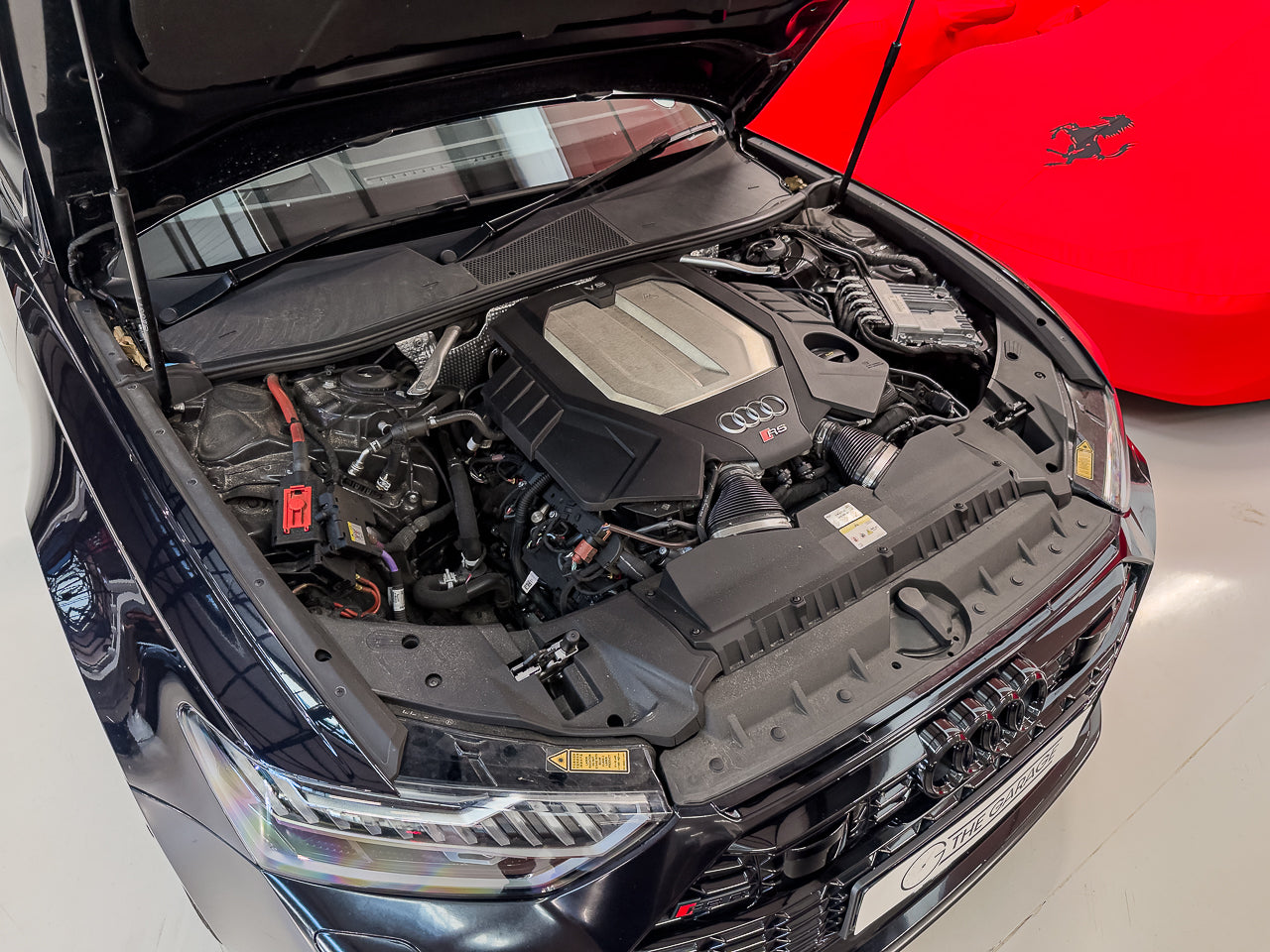 2023 Audi RS6 Quattro Performance