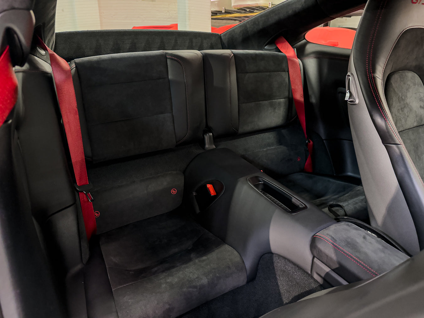 2018 Porsche 911 Carrera GTS