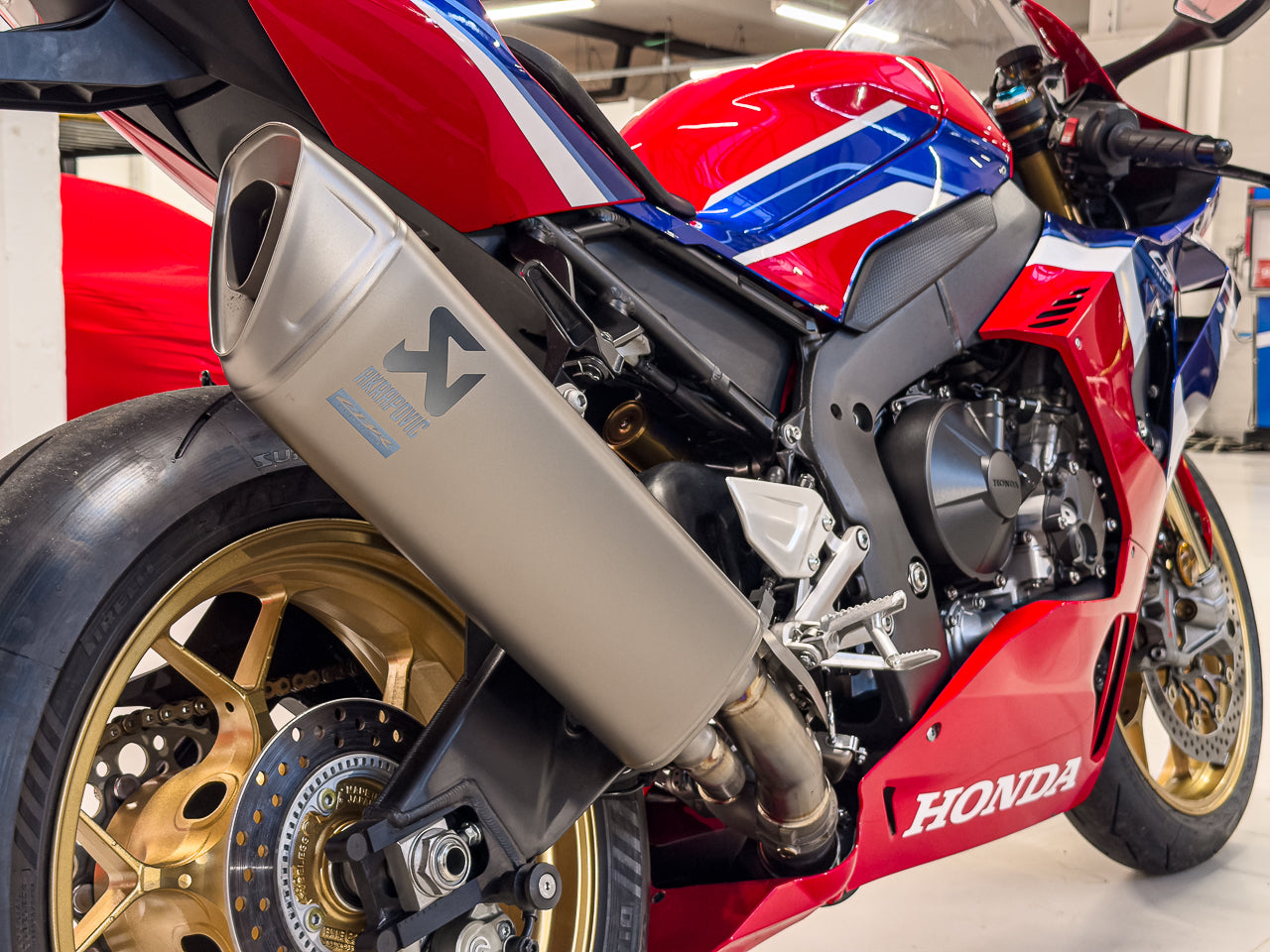 2024 Honda Firebalde CBR1000 RR-R SP