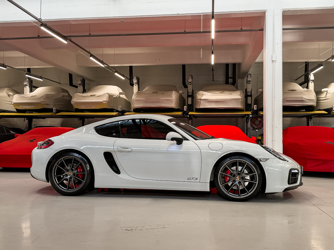 2015 Porsche Cayman GTS