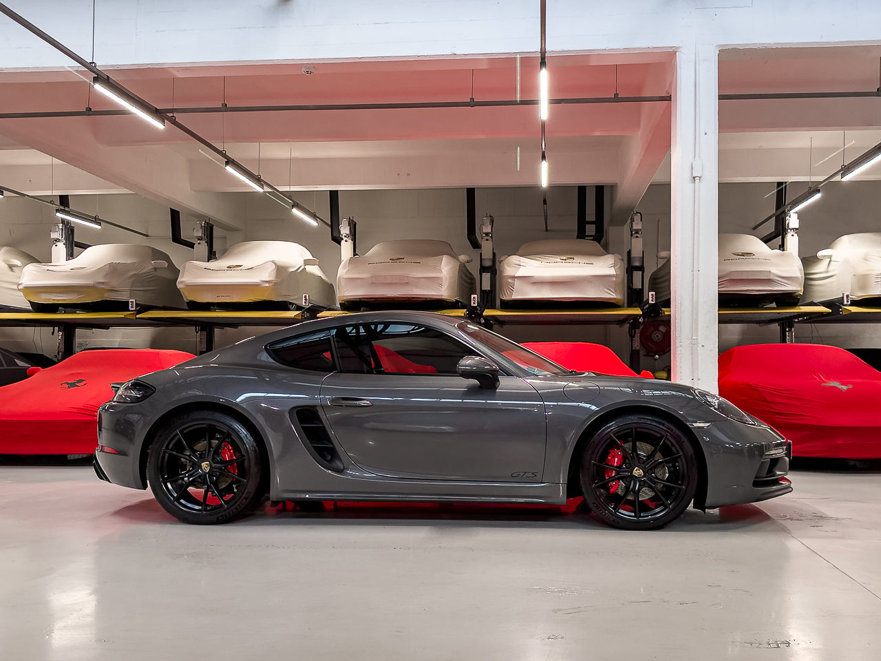 2018 Porsche 718 Cayman GTS