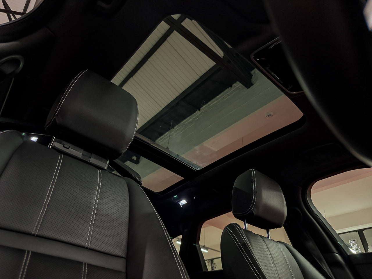 2023 Range Rover Velar D300 R-Dynamic HSE