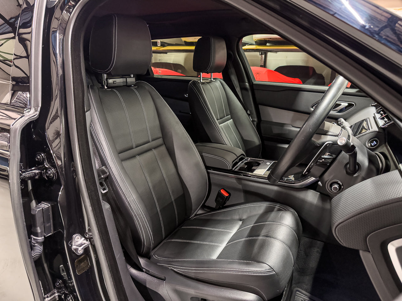2023 Range Rover Velar D300 R-Dynamic HSE