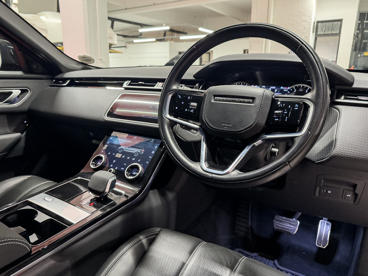 2023 Range Rover Velar D300 R-Dynamic HSE