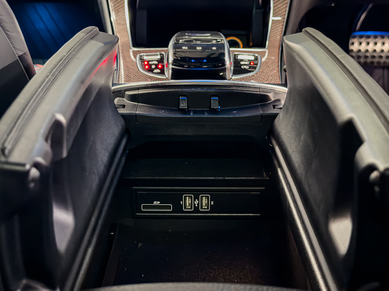 2015 Mercedes-AMG C63 S Edition 1