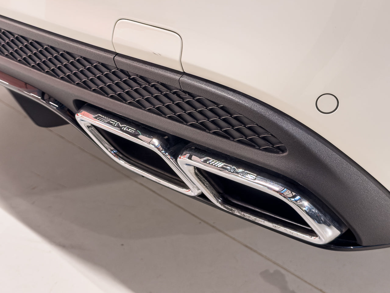 2015 Mercedes-AMG C63 S Edition 1