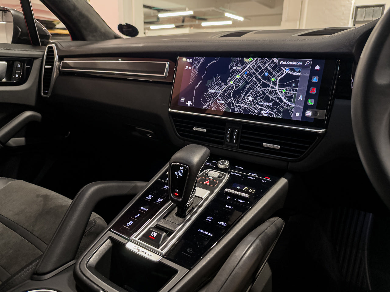 2022 Porsche Cayenne GTS