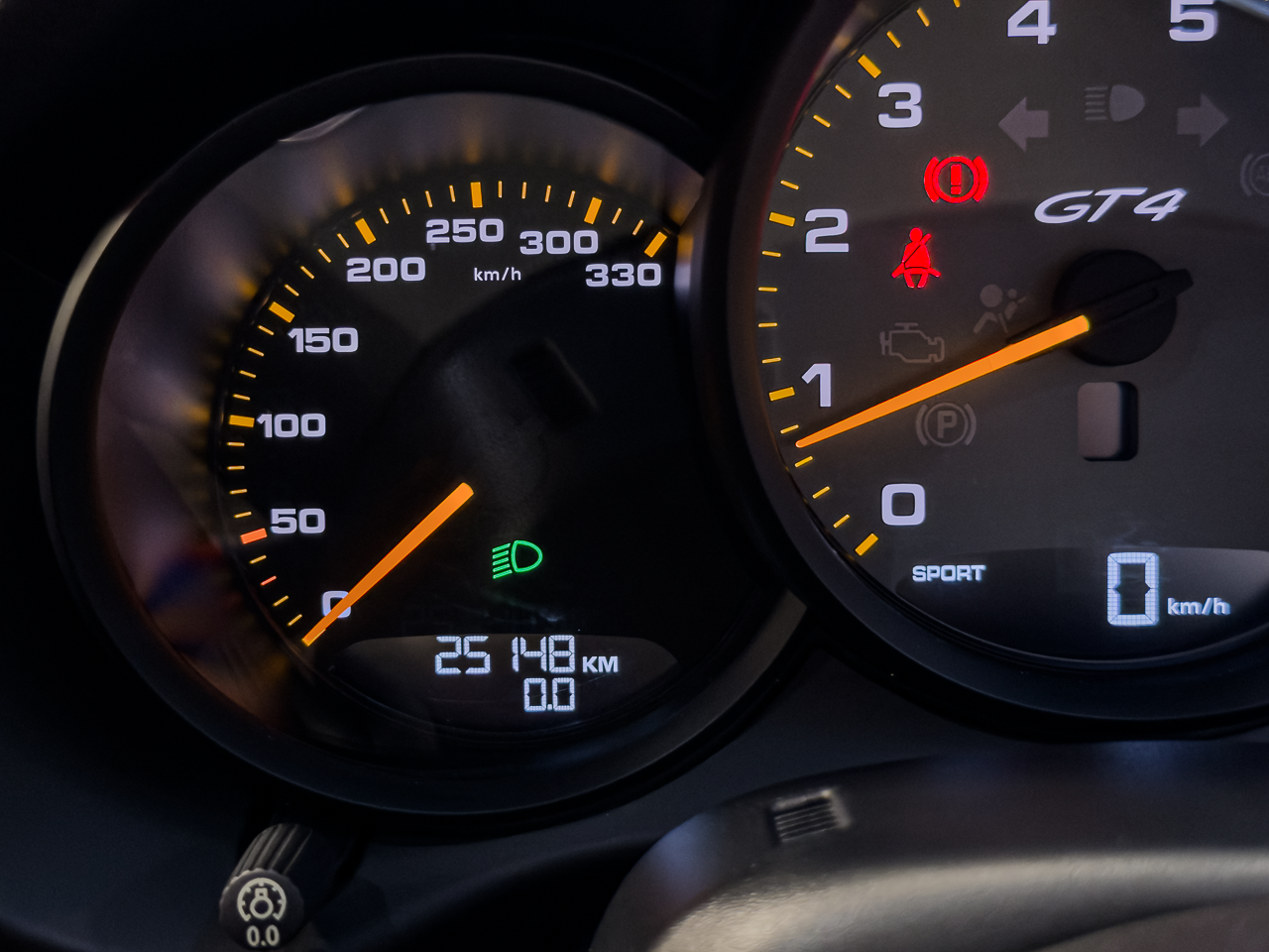 2016 Porsche Cayman GT4