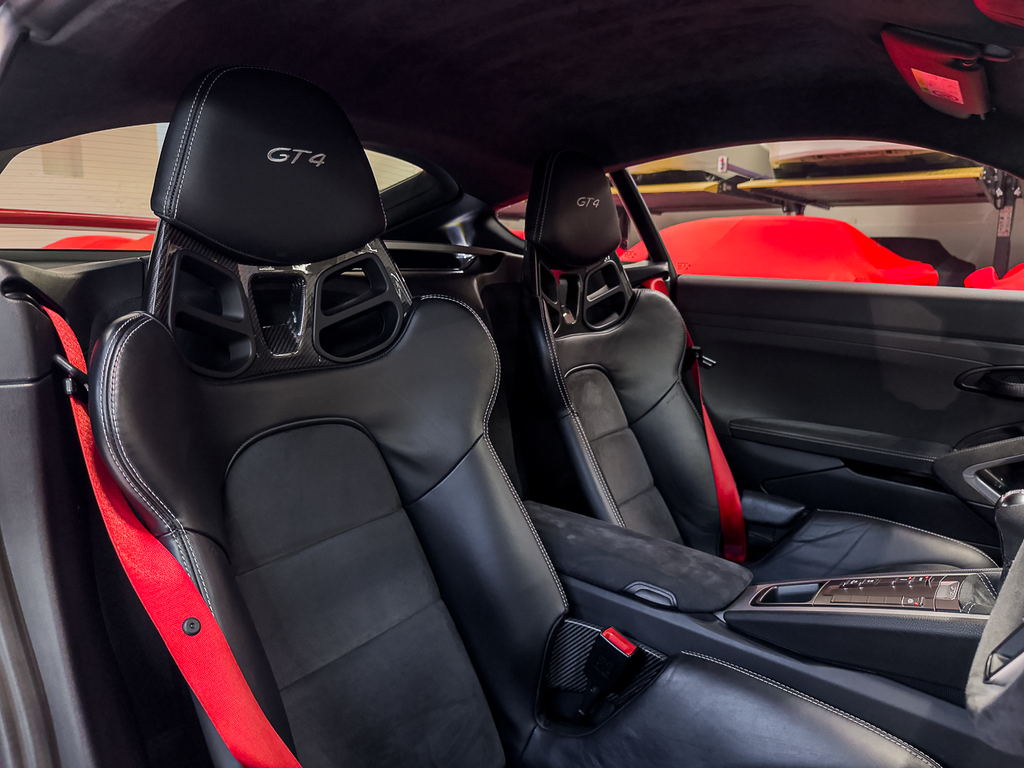 2016 Porsche Cayman GT4