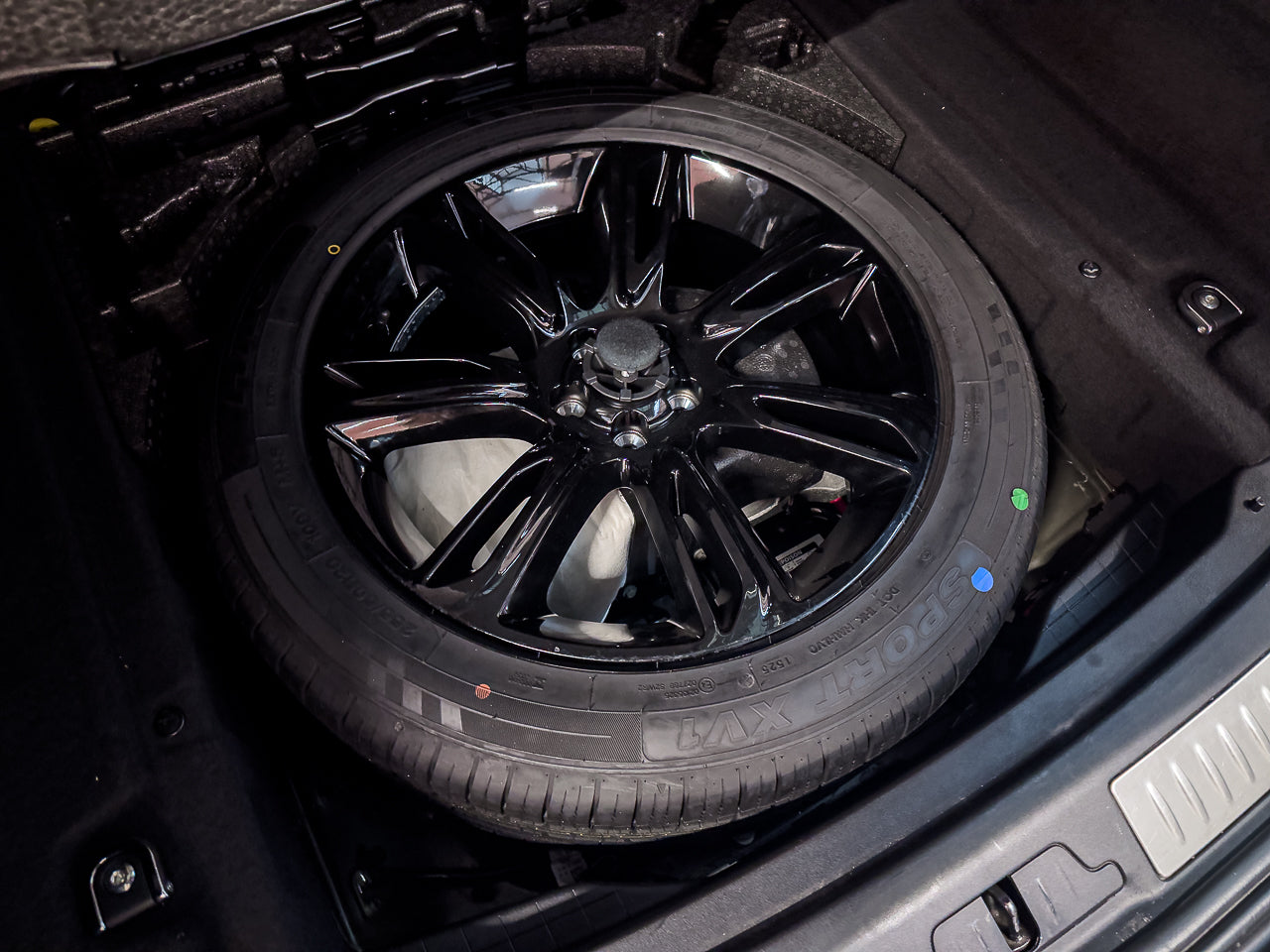 2023 Range Rover Velar D300 R-Dynamic HSE