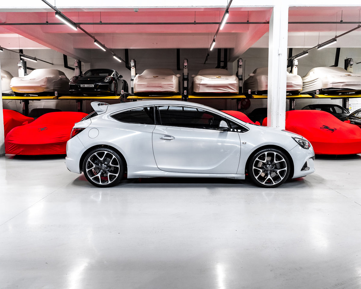 2013 Opel Astra OPC